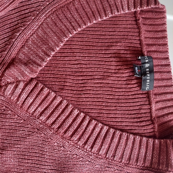 Sweater - Picture 7 of 11